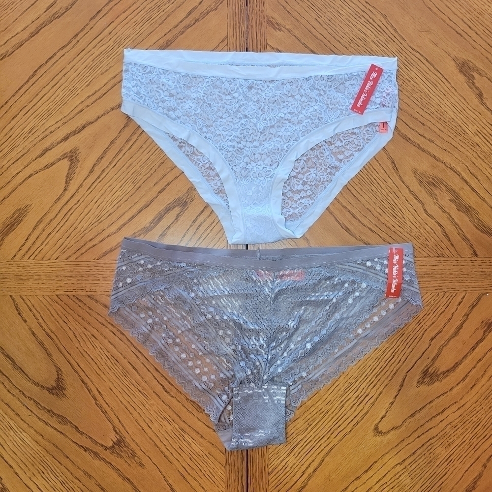 Splendies Miss Vickie’s Intimates - 2 Pairs of Women’s Lace Panties